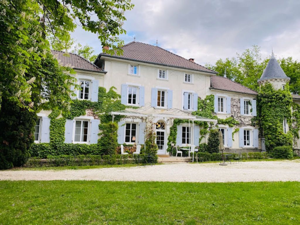 Chateau des Ayes - Hotel et Spa