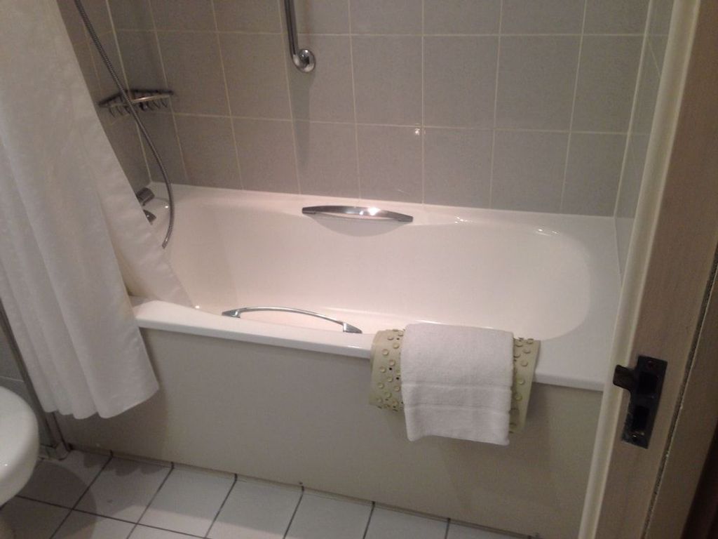 Holiday Inn LONDON - BRENT CROSS by IHG