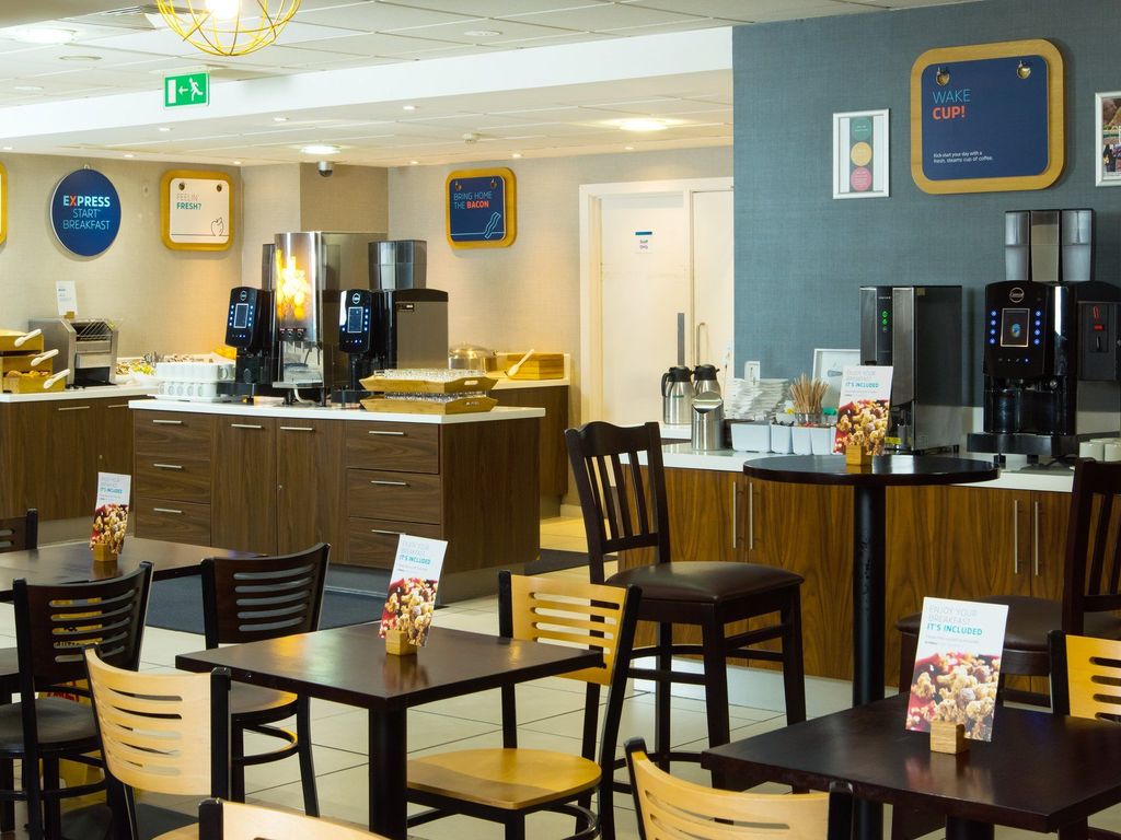 Holiday Inn Express LONDON - WIMBLEDON SOUTH by IHG