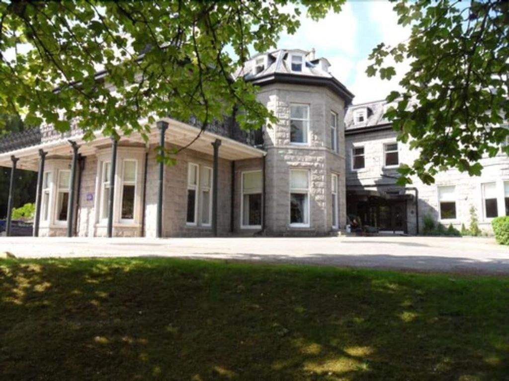 Tor Na Coille Hotel & Restaurant