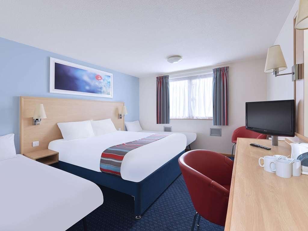 TRAVELODGE BEDFORD WYBOSTON