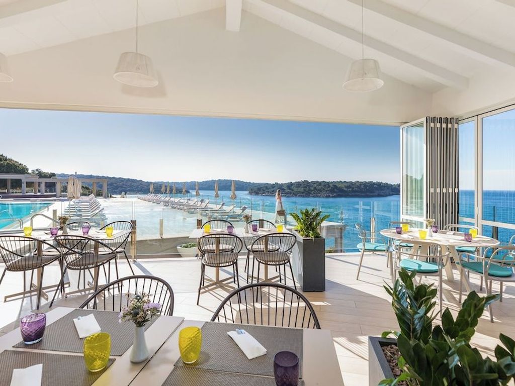 Arena Verudela Beach Apartments