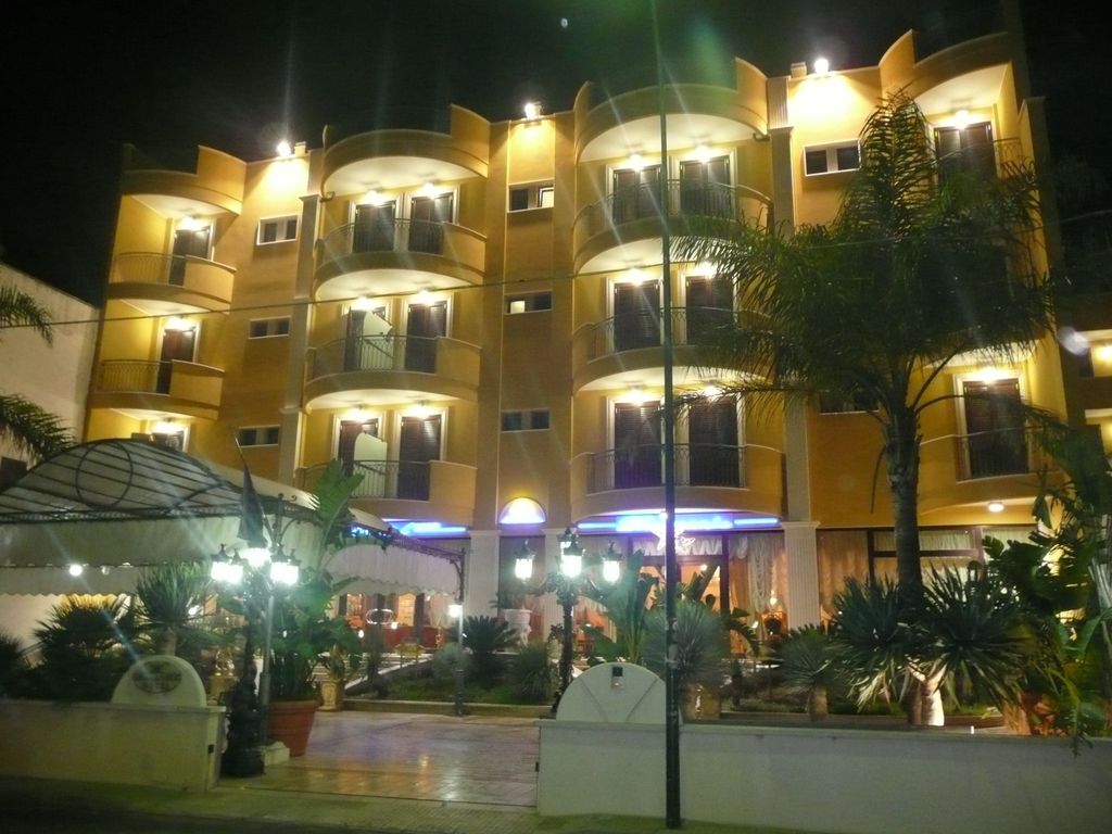 Riva del Sole Hotel
