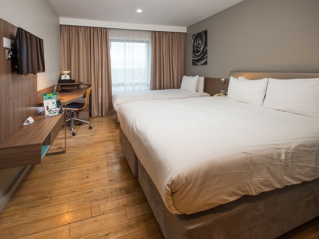 Holiday Inn LONDON - WEST by IHG