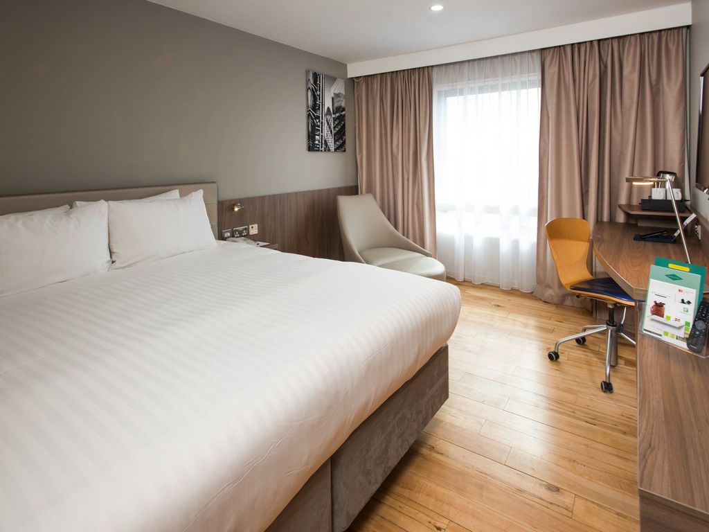 Holiday Inn LONDON - WEST by IHG