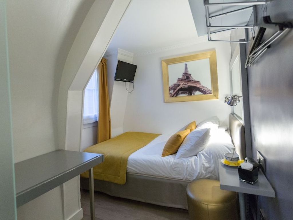 Pratic Hotel