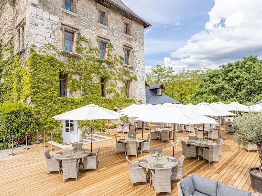 Le Chateau De Candie