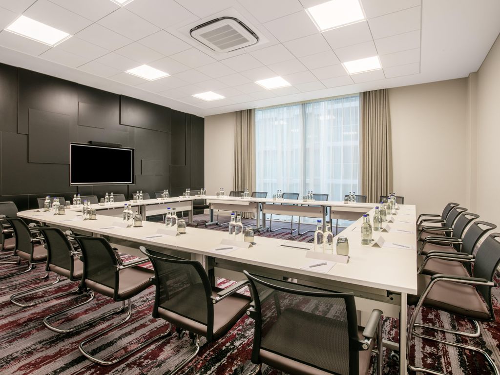 Crowne Plaza LONDON DOCKLANDS by IHG