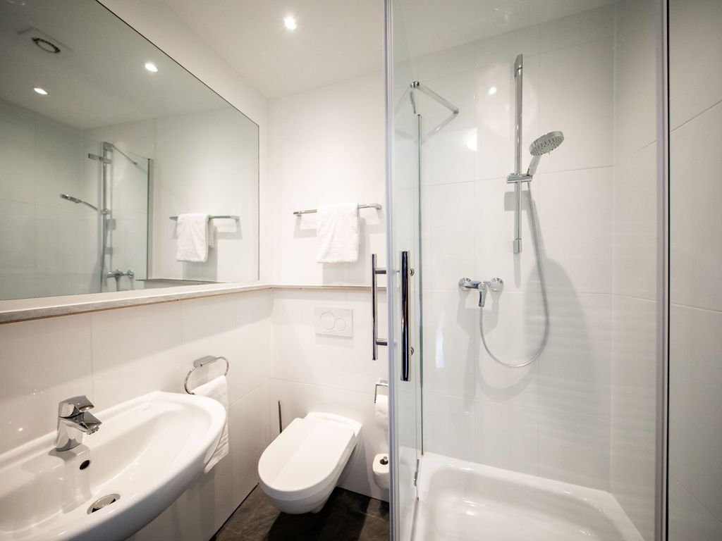 SMARTY Airport Cologne Hotel