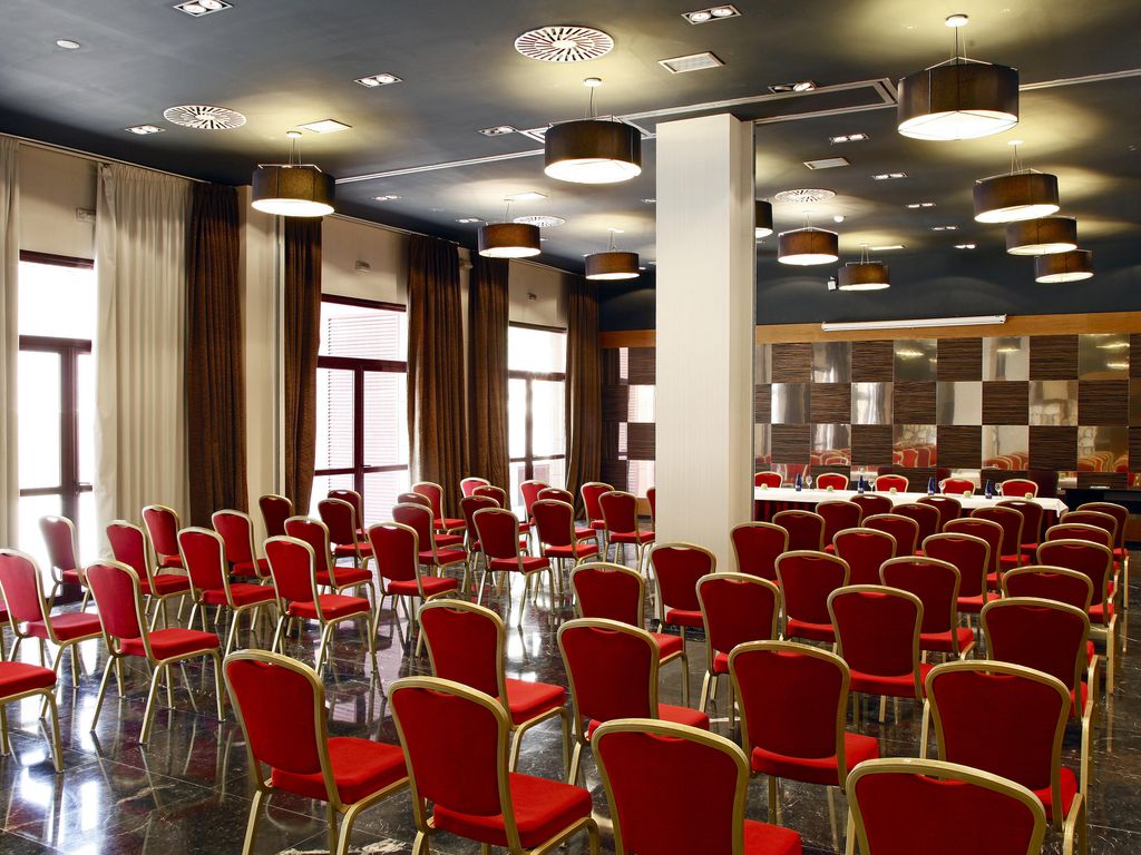 voco MADRID - LAS TABLAS by IHG