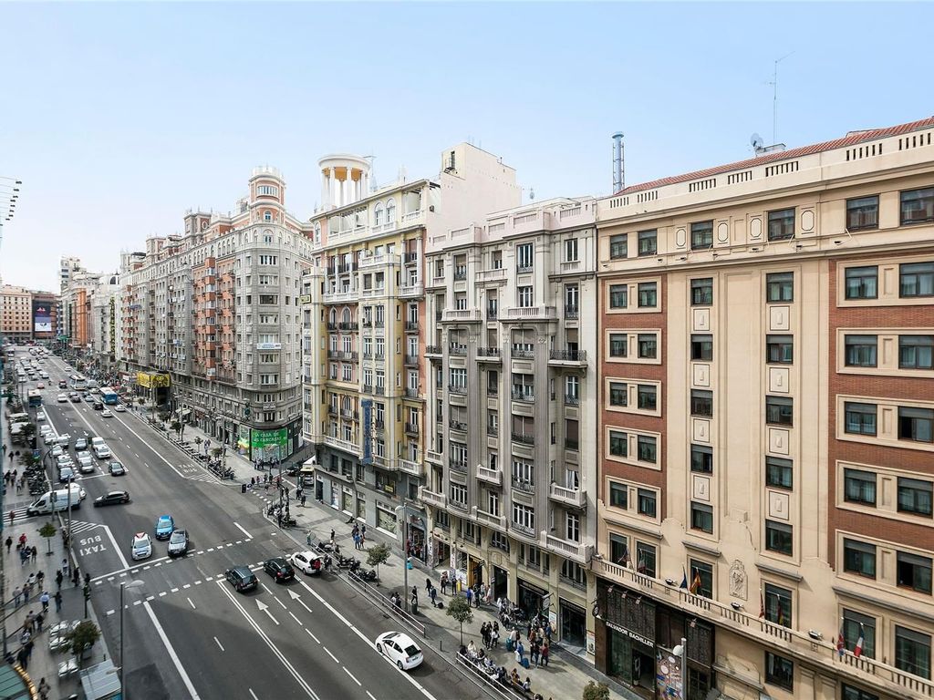 Hotel Madrid Plaza Espana Affiliated by Melia