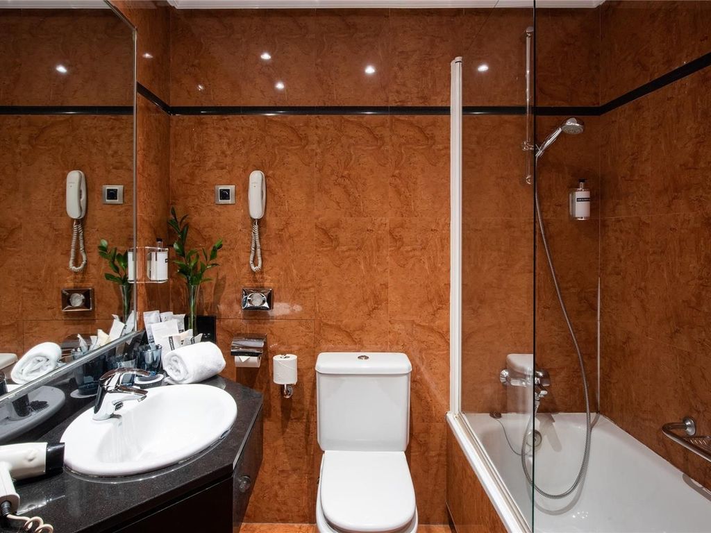 Hotel Madrid Plaza Espana Affiliated by Melia