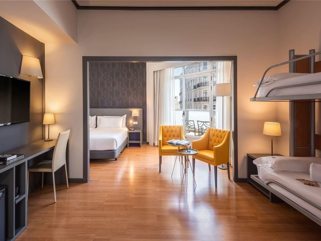Hotel Madrid Plaza Espana Affiliated by Melia