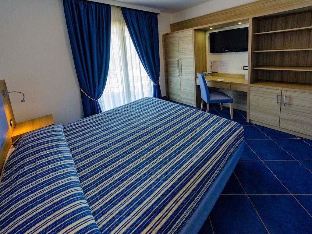 Astro Suite Hotel