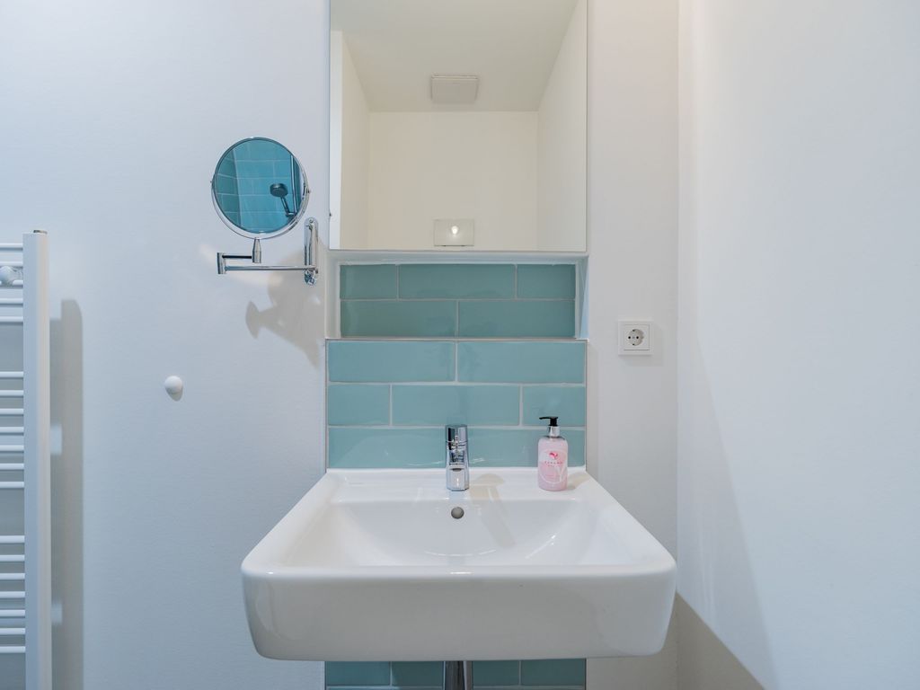 Nena Apartments Moritzplatz by LESA