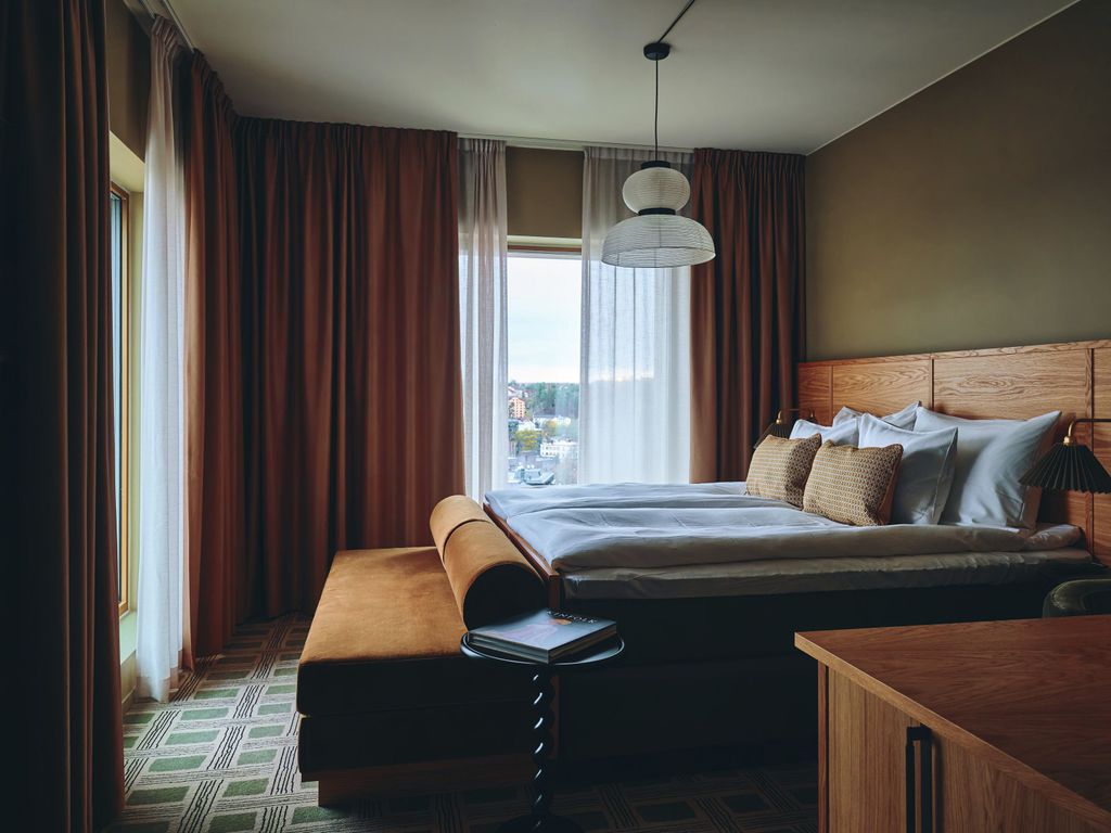 The Dock Hotel