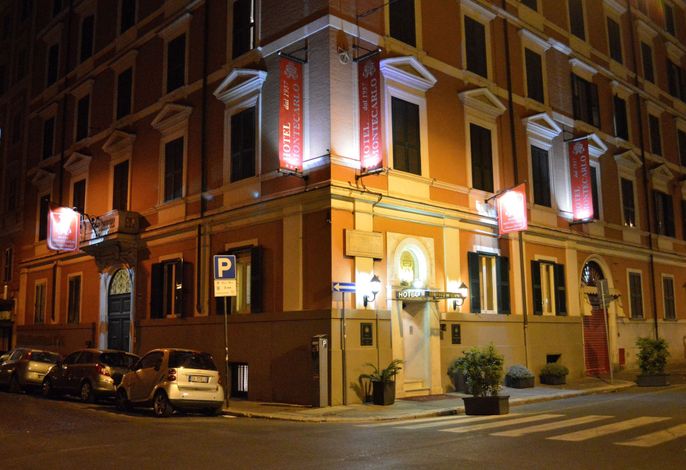 HOTEL MONTECARLO