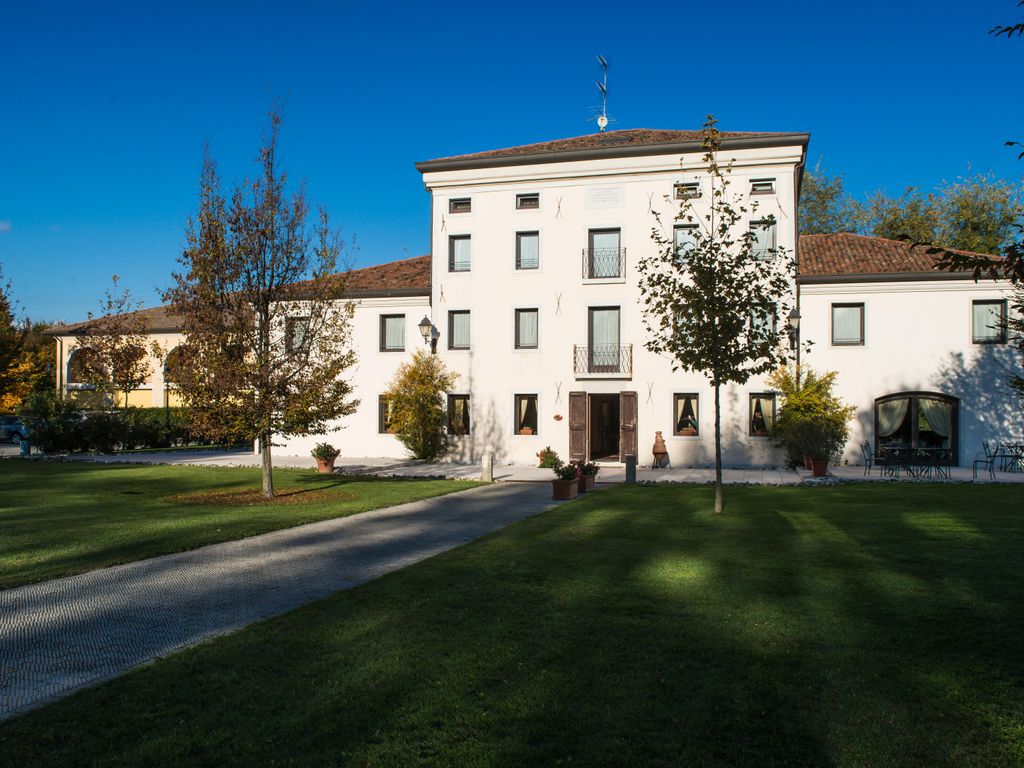 Villa dei Carpini Hotel & Residence