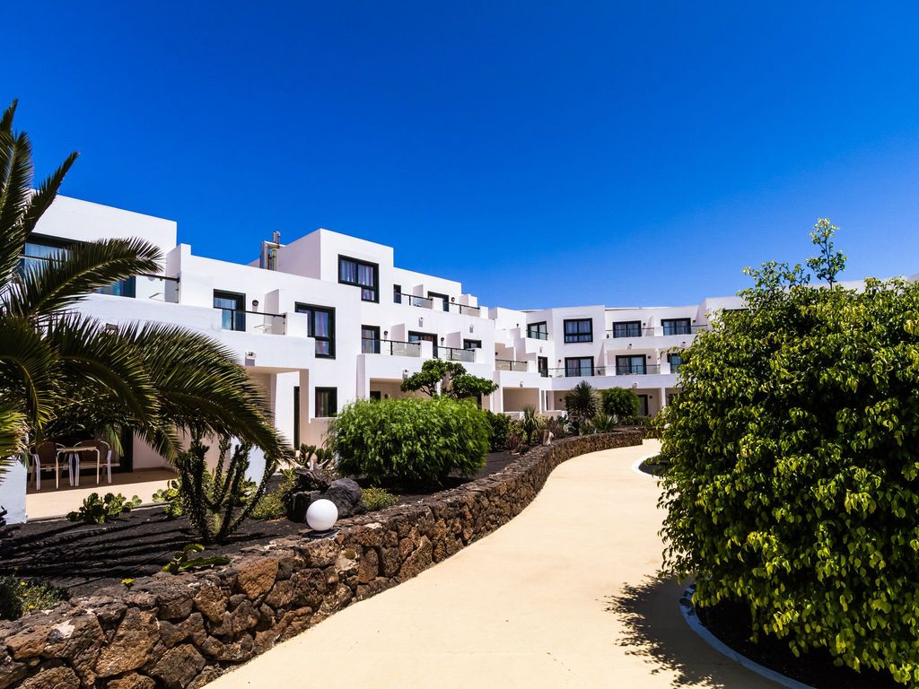 BlueBay Lanzarote Aparthotel