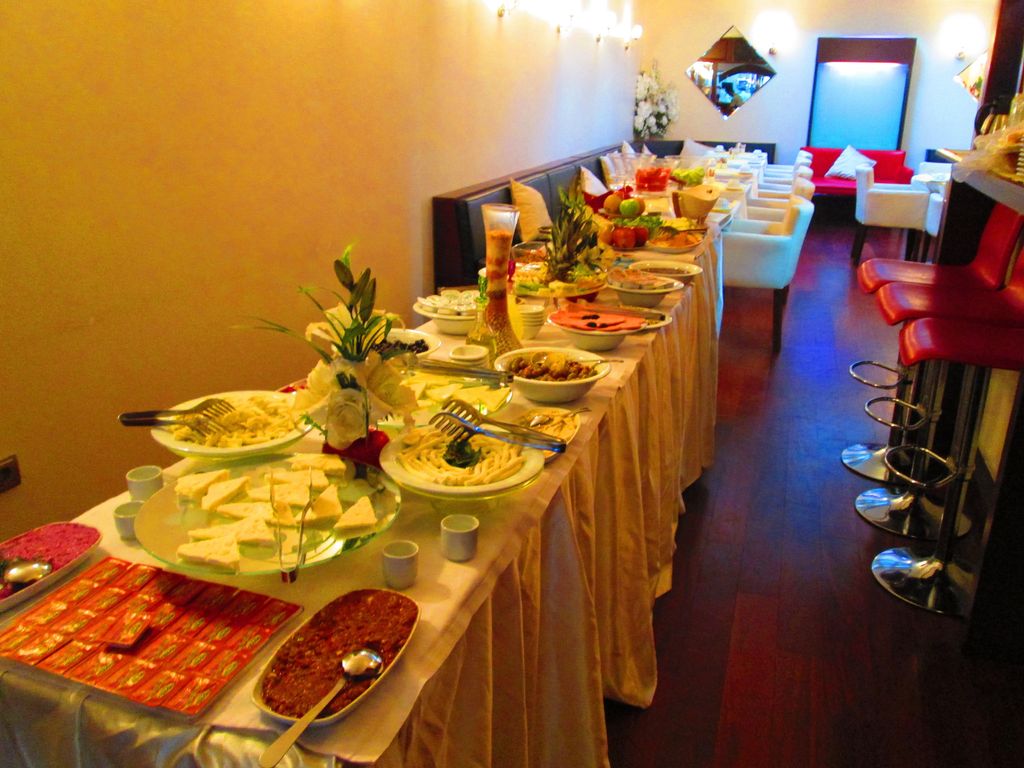 Glorina Hotel