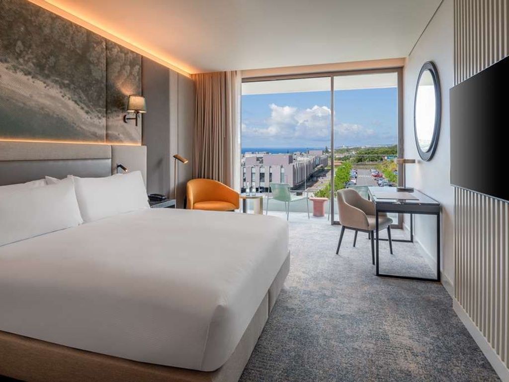 DoubleTree by Hilton Lagoa Azores