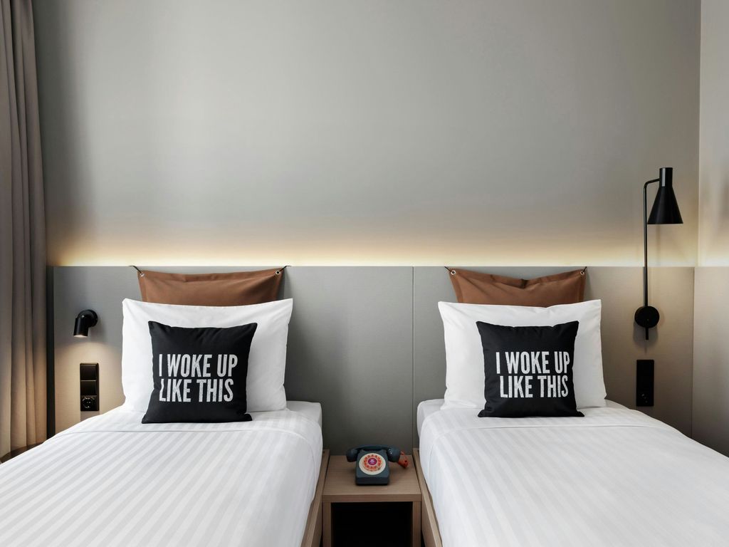 Moxy Alfragide Lisboa