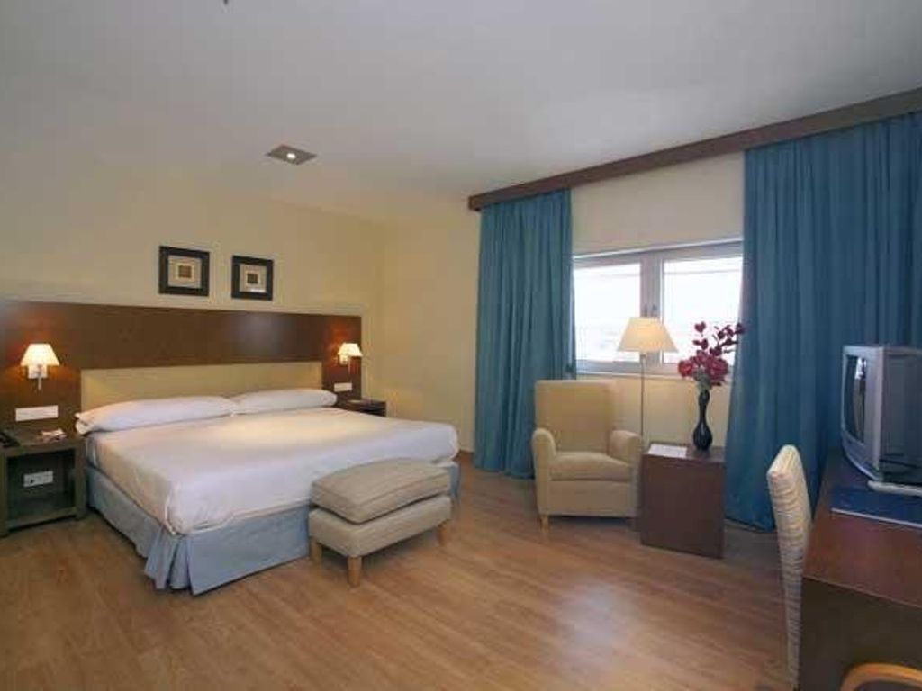 B&B HOTEL Logroño Las Cañas