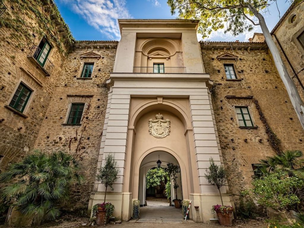 Palazzo Belmonte