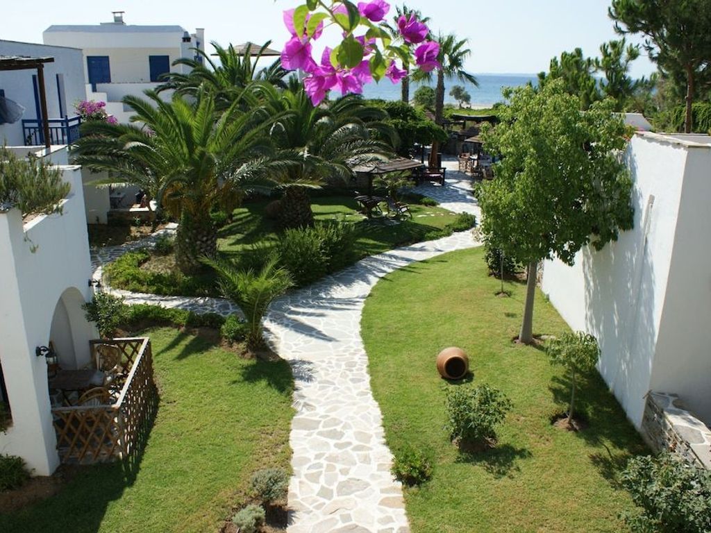 Alkyoni Beach Hotel