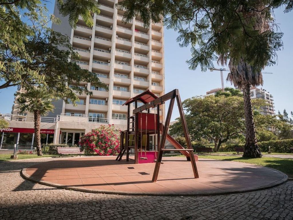 Apartamentos Jardins da Rocha Apartamentos