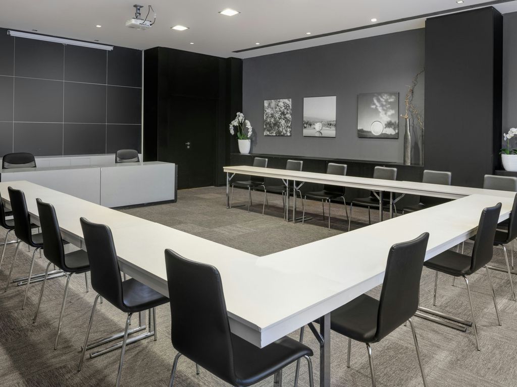 AC Hotels by Marriott Hotel Pisa
