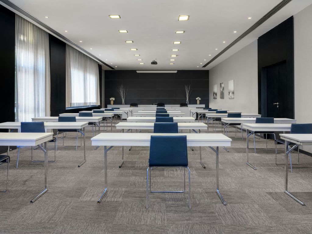 AC Hotels by Marriott Hotel Pisa