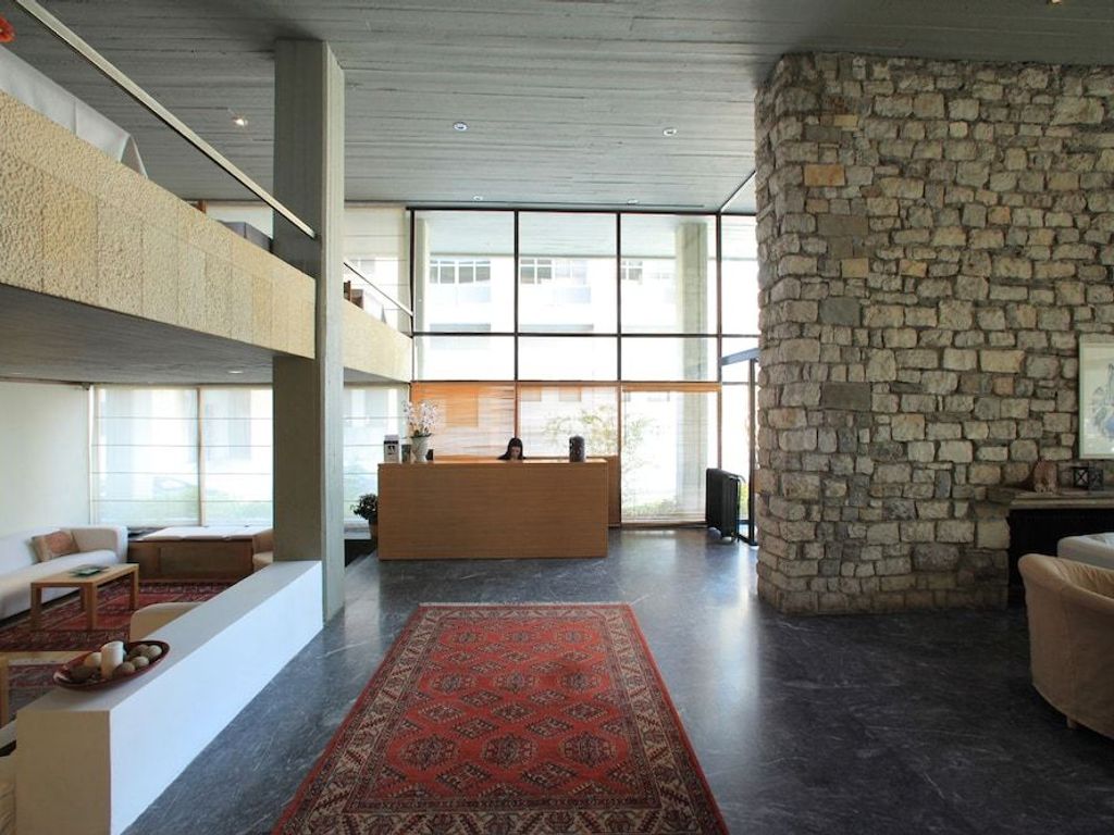 Dioscouri Hotel