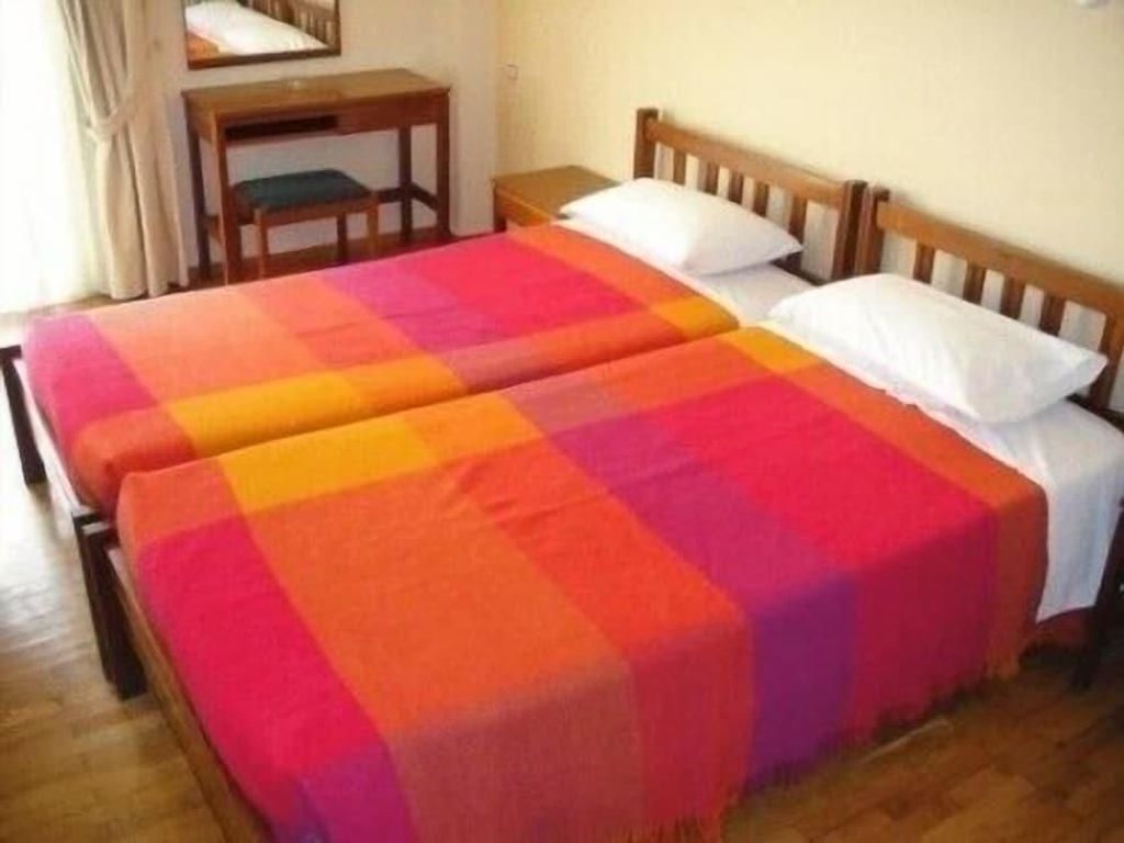 Alexandros Hotel
