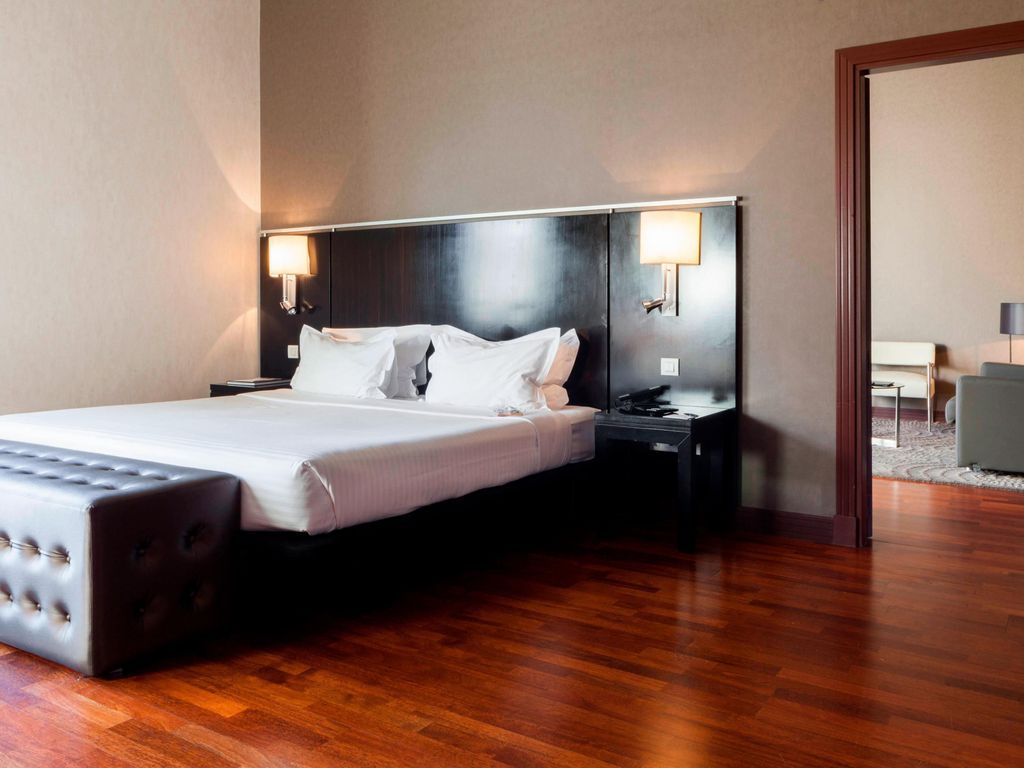 AC Hotels by Marriott Hotel Palacio de Santa Ana