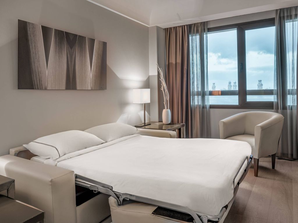 AC Hotels by Marriott Hotel Iberia Las Palmas