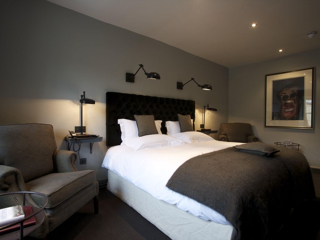 The Wheatsheaf Inn