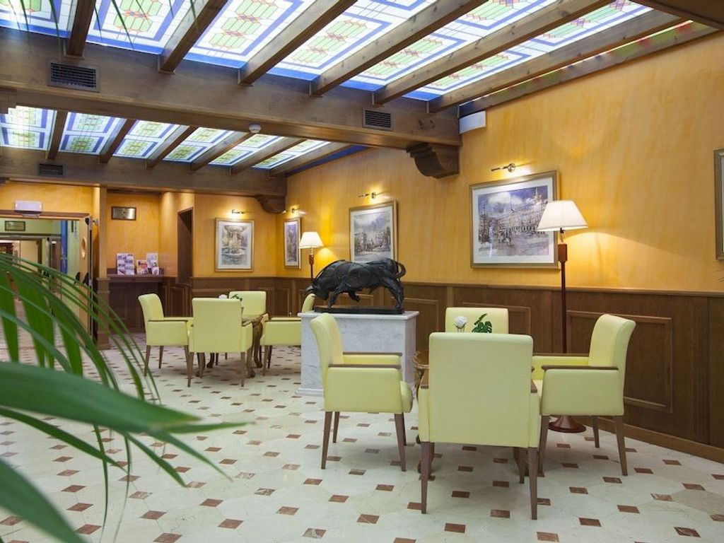 Hotel Agora Juan de Austria