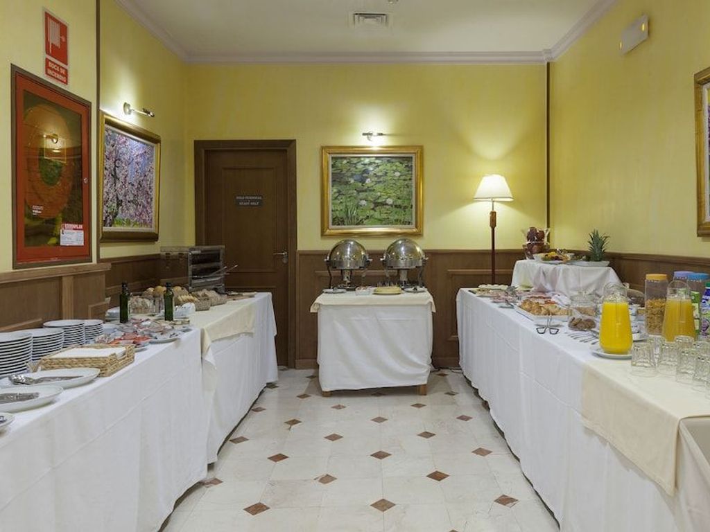 Hotel Agora Juan de Austria
