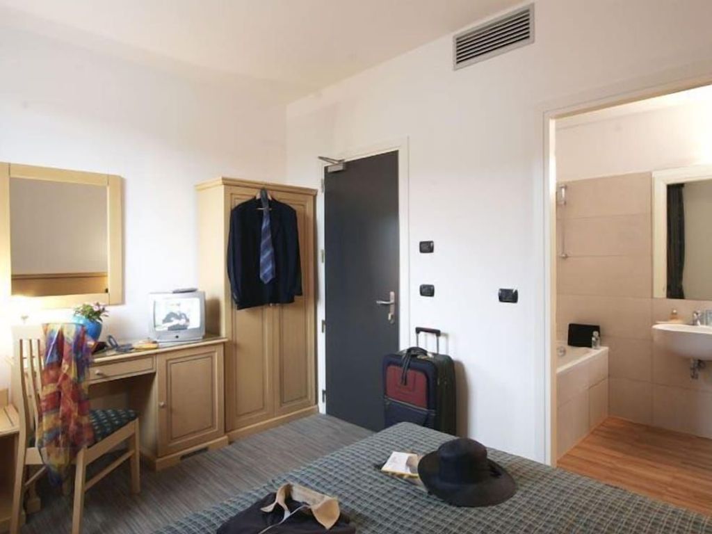Hotel Mary
