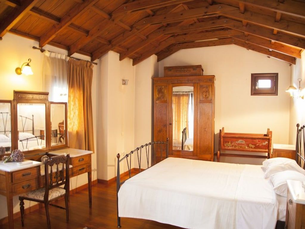 Kalimera Archanes Village