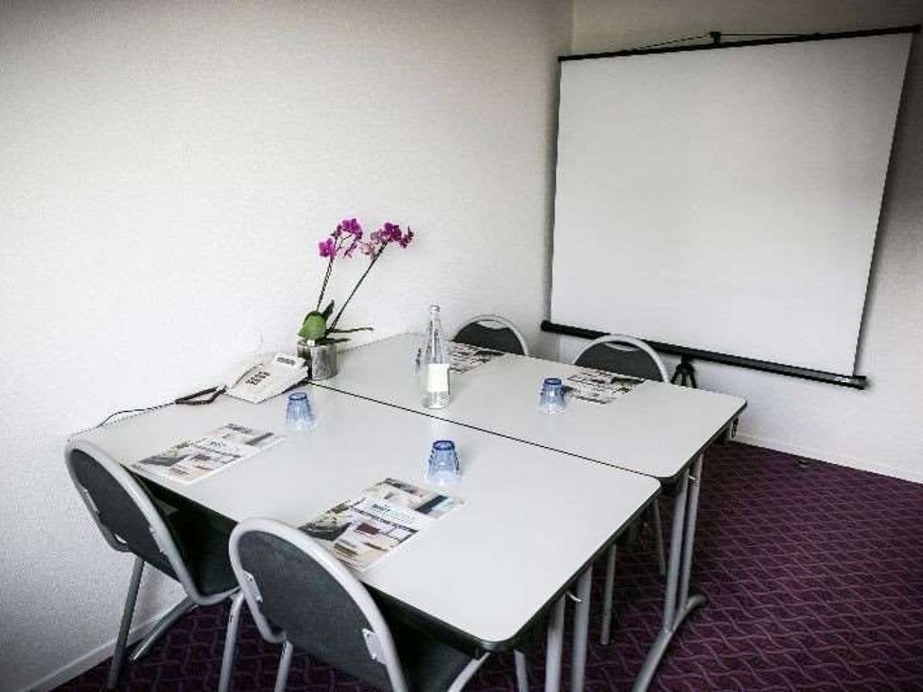 Brit Hotel Rennes – Le Castel