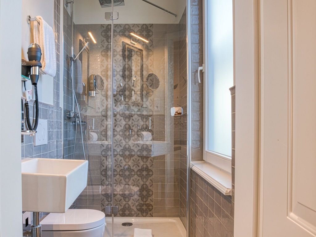 Boutique 53 & 56 Hamburg Trademark Collection by Wyndham