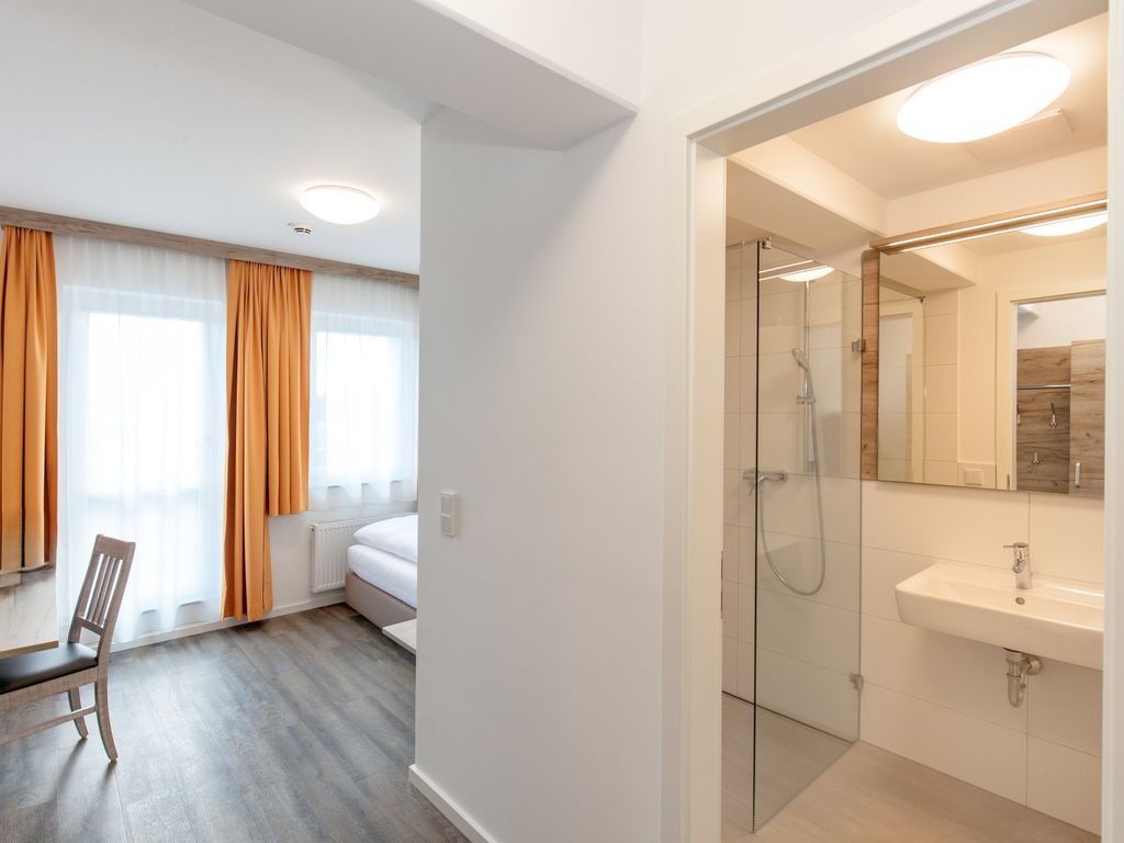 self-check-in  Selbstversorgerhotel Aparthotel Oberfeld West