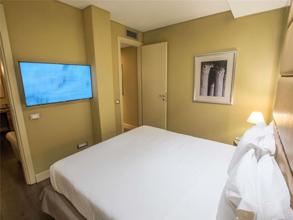 Mercure Roma Centro St. John (Apertura  2026)