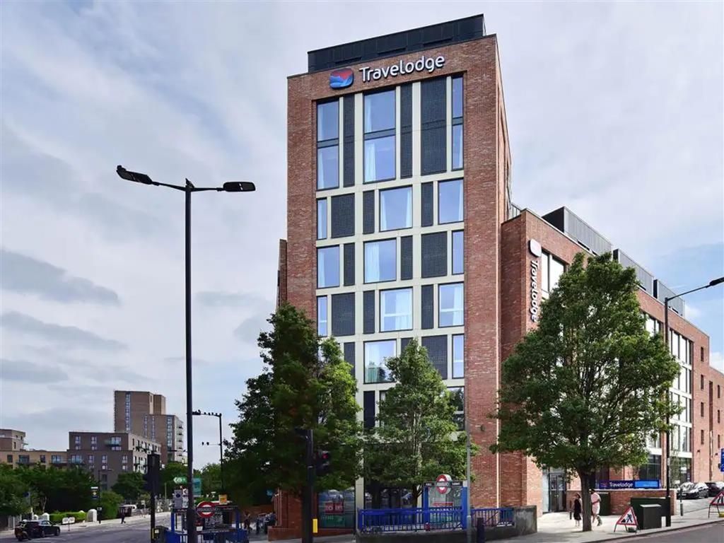 TRAVELODGE PLUS LONDON MANOR HOUSE TUBE