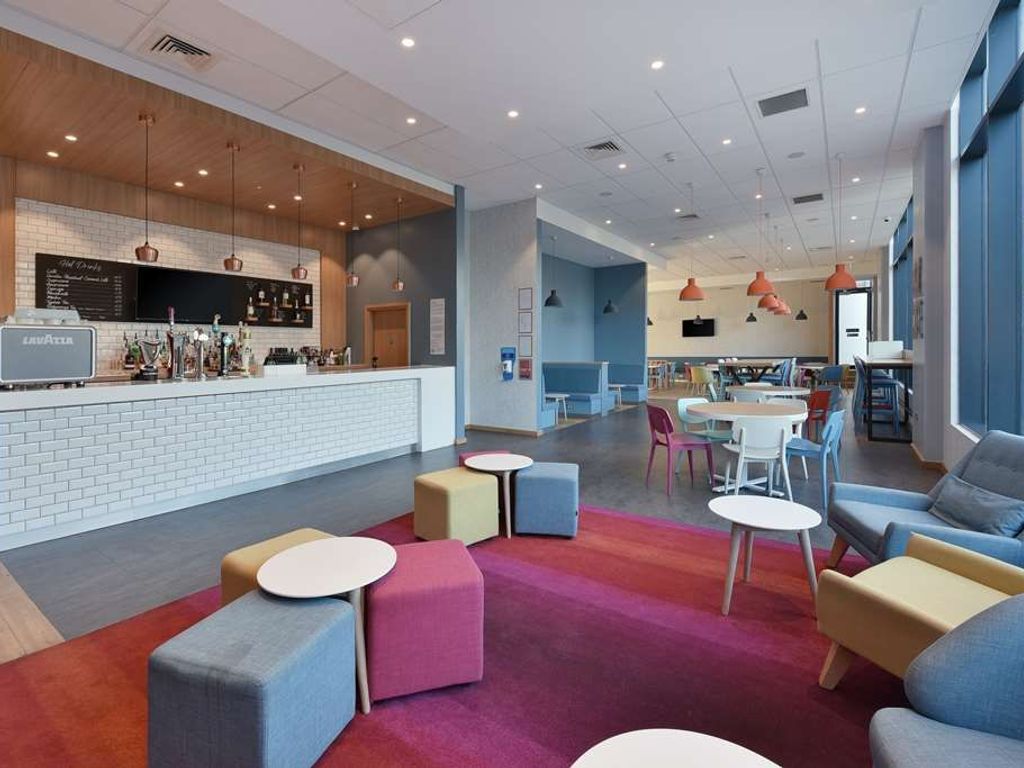 TRAVELODGE PLUS LONDON MANOR HOUSE TUBE