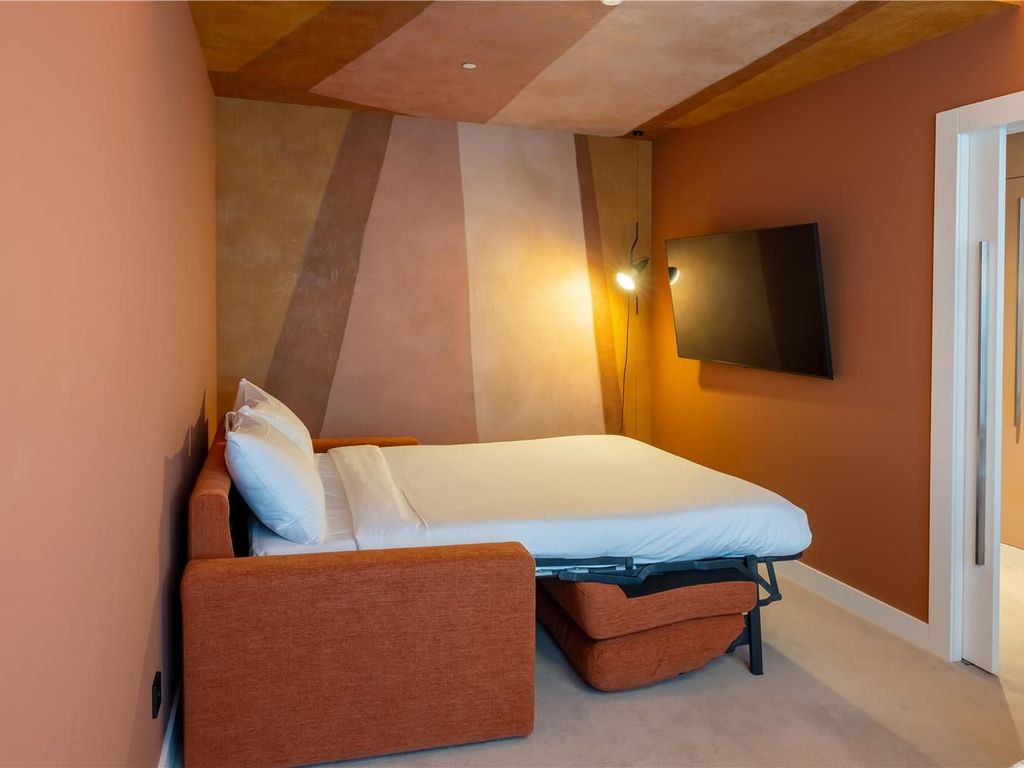Cenica Porto Hotel Curio Collection by Hilton