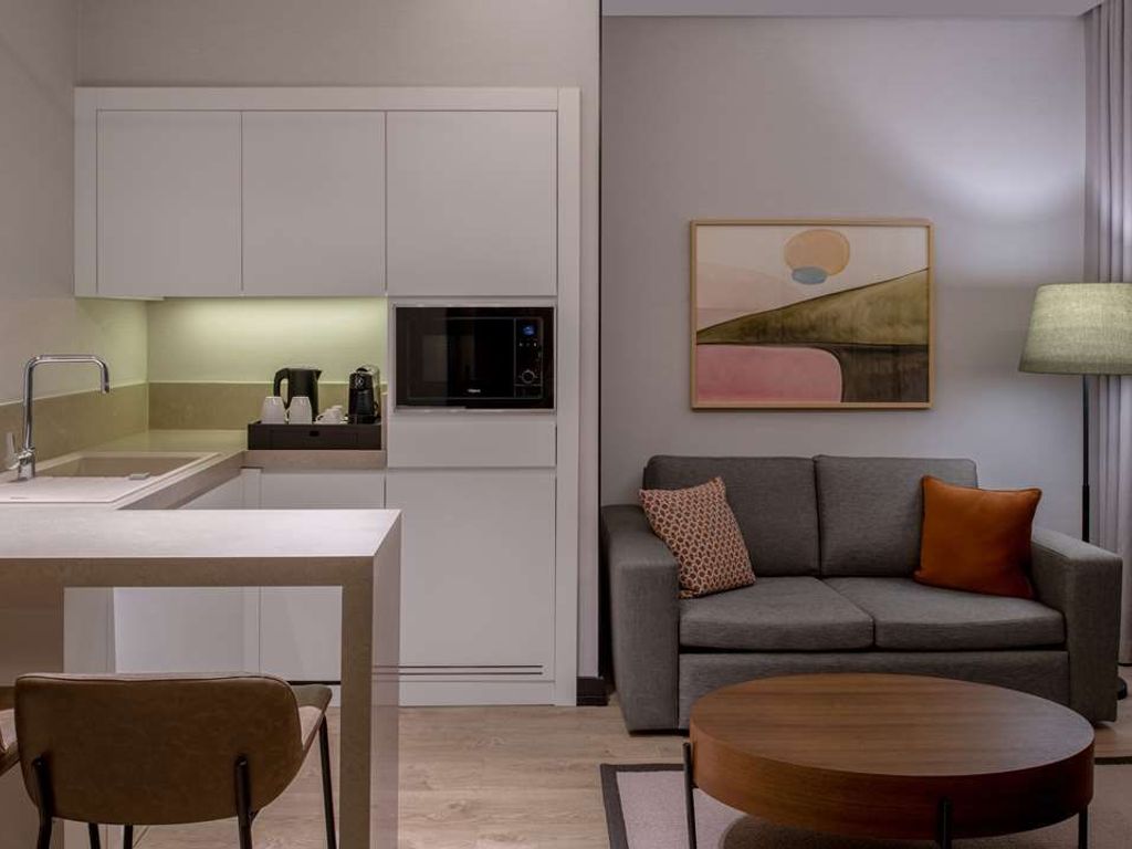 Altunizade Suites Istanbul Curio Collection by Hilton