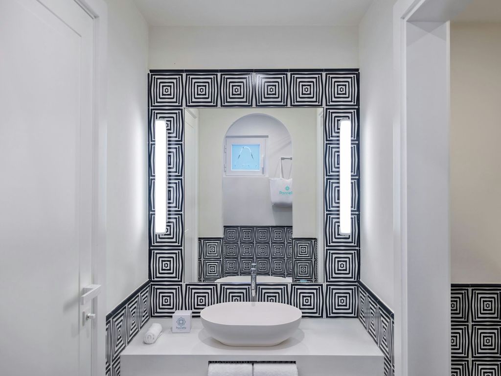 A LUXURY COLLECTION HOTEL PAZZIELLA